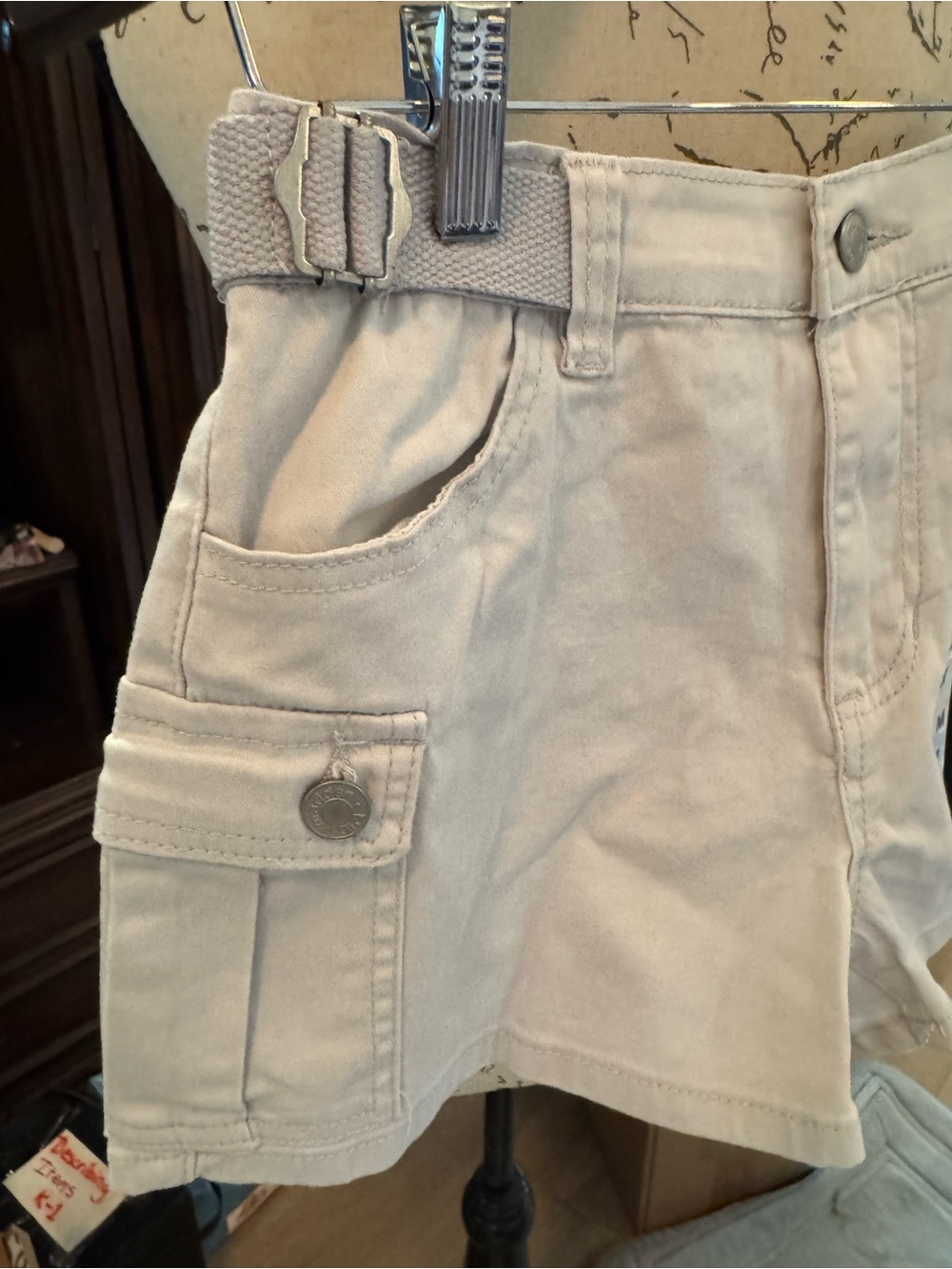 Madden Girl Light Gray Cargo Shorts with Utility Pockets med nwt - Picture 2 of 7